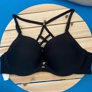 Victoria’s Secret Front-Close Push Up Bra